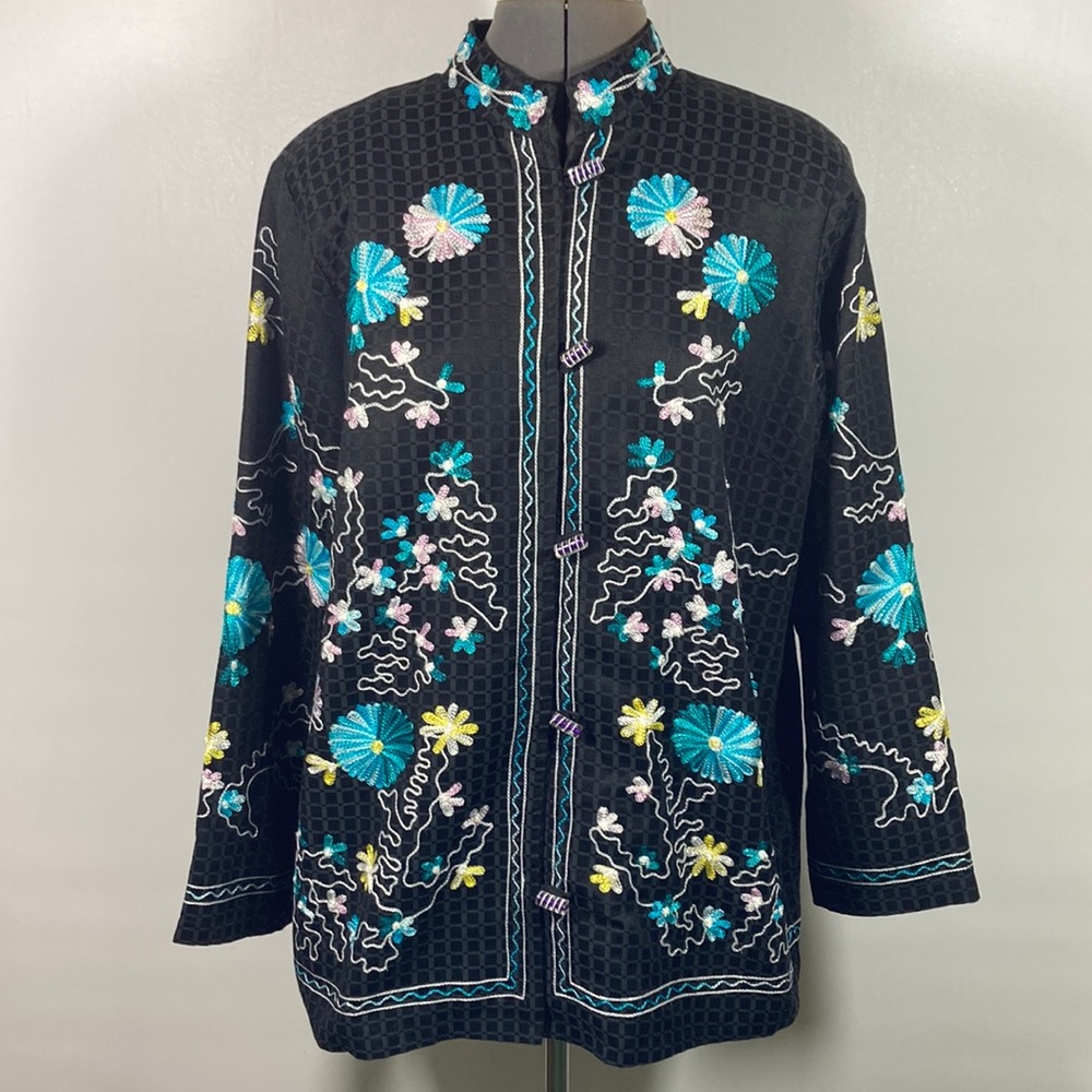 Draper’s & Damons Black Embroidery Front & Back Long Sleeve Minimum Wear Jacket
